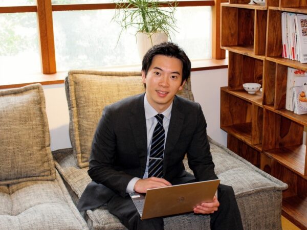 career-pic1-1920x810